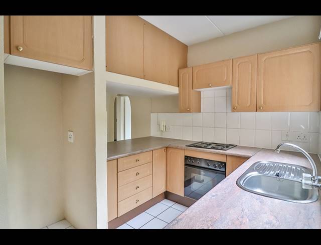 2 BEDROOM APARTMENT FOR SALE IN HATFIELD